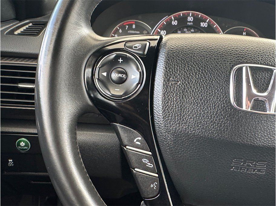 Used 2016 Honda Accord Sport image 13