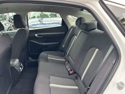 Used 2025 Hyundai Sonata SEL FWD image 25