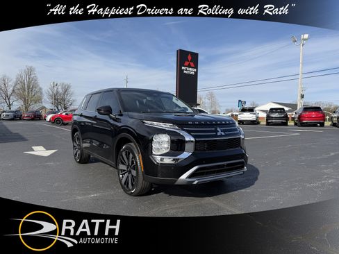 New 2026 Mitsubishi Outlander SE image 1