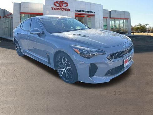 Used 2022 Kia Stinger GT-Line image 3