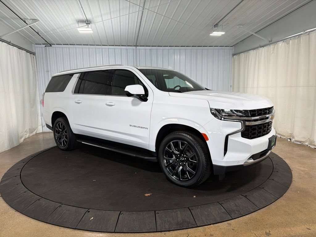 Certified 2023 Chevrolet Suburban LS AWD/4WD image 11