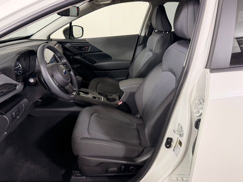 Used 2024 Subaru Crosstrek 2.0i Premium image 5