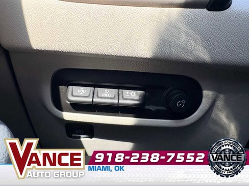 Used 2022 GMC Terrain Denali w/ Denali Premium Package image 30