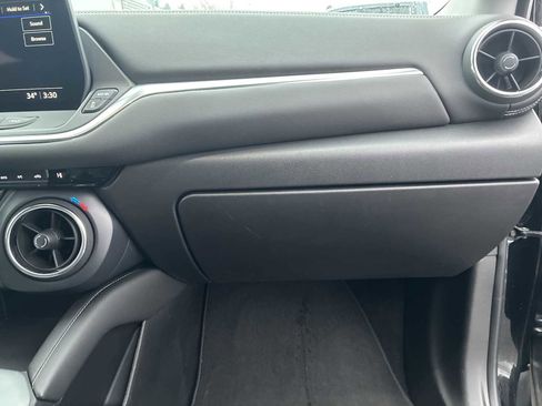 Used 2023 Chevrolet Blazer LT image 28