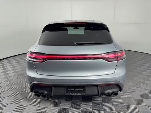 Used 2024 Porsche Macan AWD/4WD image 11