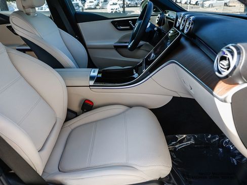 New 2025 Mercedes-Benz C 300 4MATIC Sedan image 17