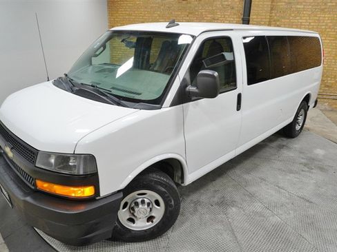 Used 2019 Chevrolet Express 3500 LS image 2