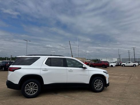Used 2023 Chevrolet Traverse LT w/ LPO, Floor Liner Package AWD/4WD image 22