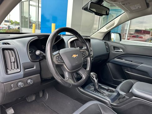 Used 2022 Chevrolet Colorado Z71 w/ Safety Package AWD/4WD image 16