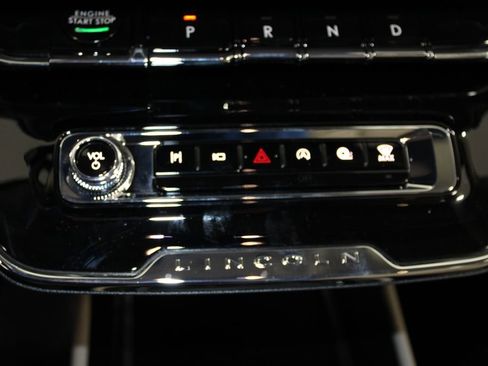 New 2026 Lincoln Corsair Premiere image 44