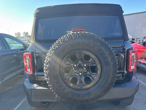 Used 2022 Ford Bronco Wildtrak image 5