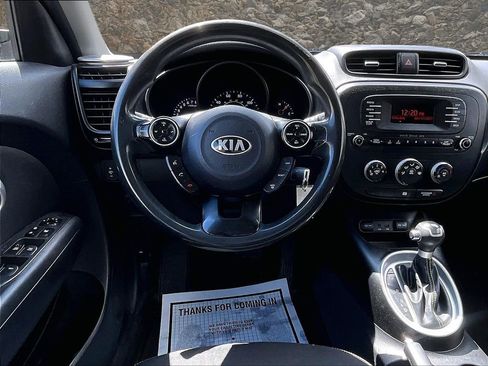 Used 2014 Kia Soul + image 5