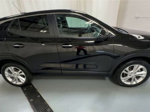 Used 2022 Buick Encore GX Preferred w/ Cold Weather Comfort Package image 9