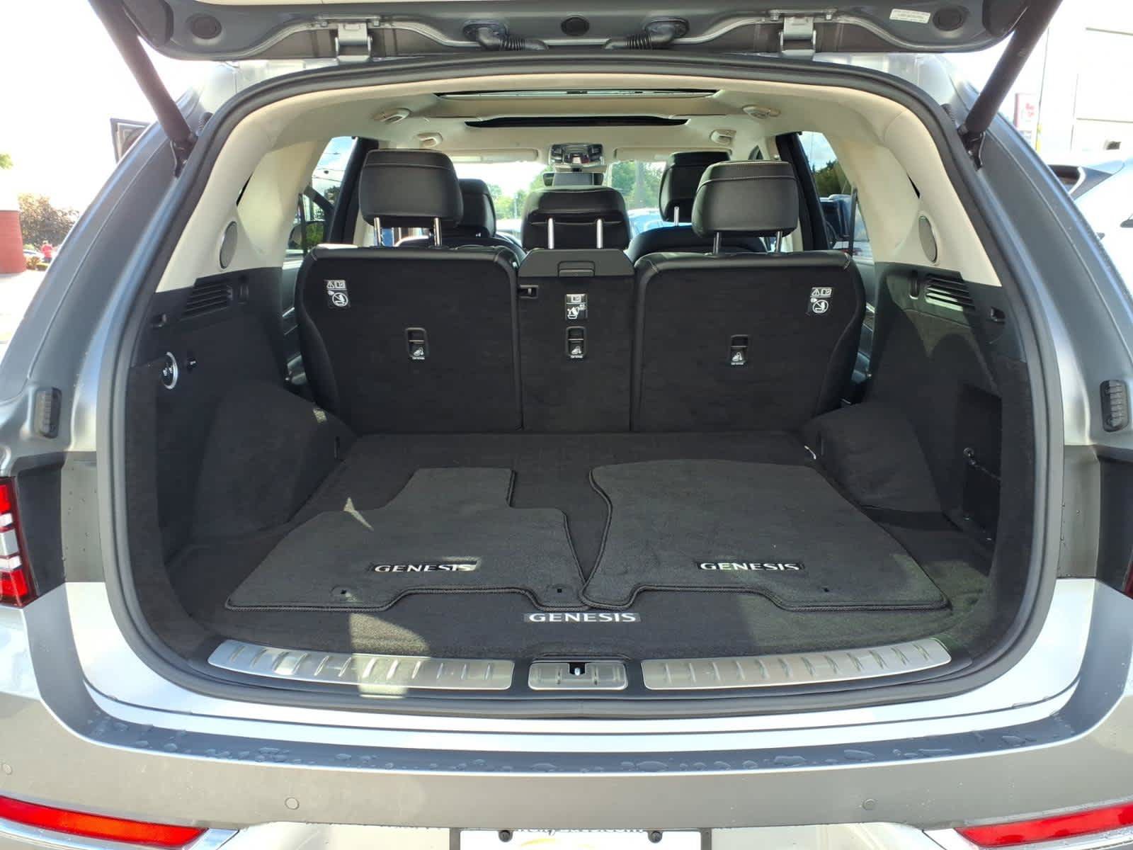 Used 2024 Genesis GV80 3.5T w/ Prestige Package AWD/4WD image 16