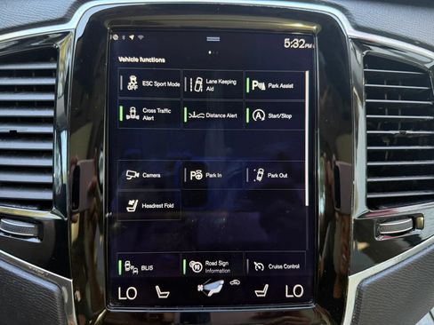 Used 2018 Volvo XC90 T6 Momentum w/ Convenience Package AWD/4WD image 34