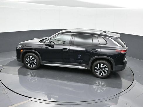 Used 2025 Volkswagen Tiguan S FWD image 28