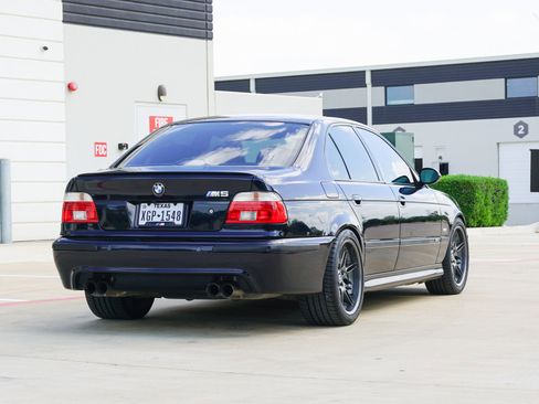 Used 2003 BMW M5 RWD image 9