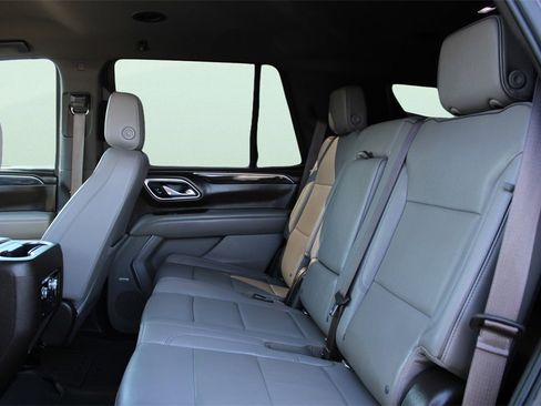 Used 2021 GMC Yukon SLT image 15