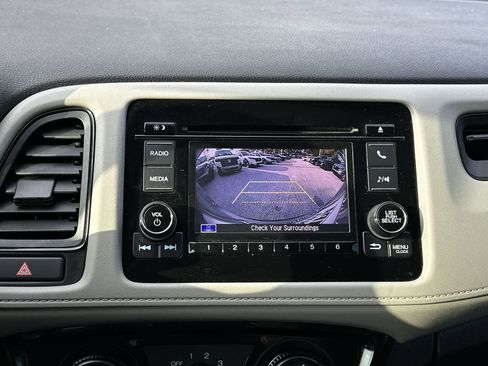 Used 2019 Honda HR-V LX image 20