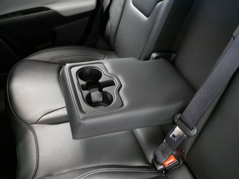 New 2025 Jeep Compass Limited image 9