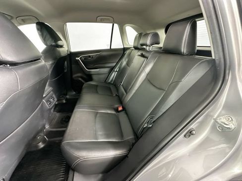 Used 2022 Toyota RAV4 LE AWD/4WD image 20