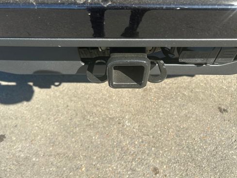 New 2025 Ford Expedition Active image 10