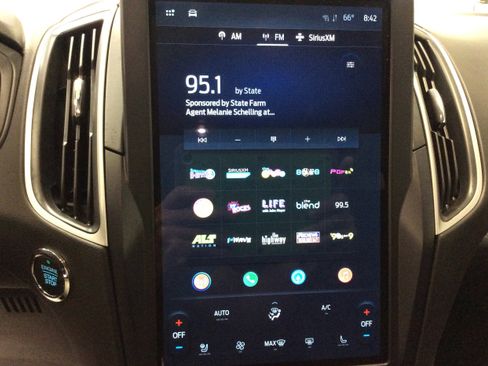 Used 2024 Ford Edge SEL w/ Convenience Package image 27