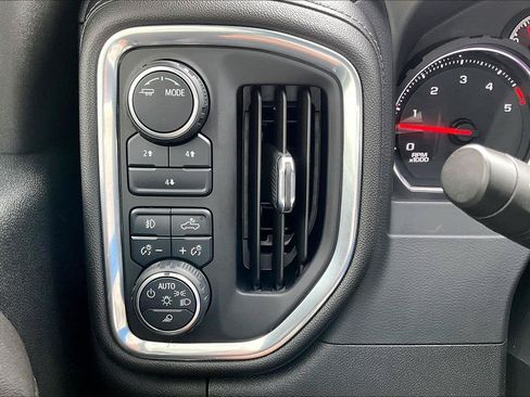 Used 2021 Chevrolet Silverado 2500 LT w/ Convenience Package AWD/4WD image 37