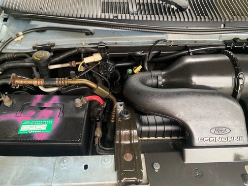 Used 1999 Ford E-350 and Econoline 350 XLT image 27