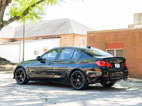 Used 2014 BMW 320i Sedan RWD image 10