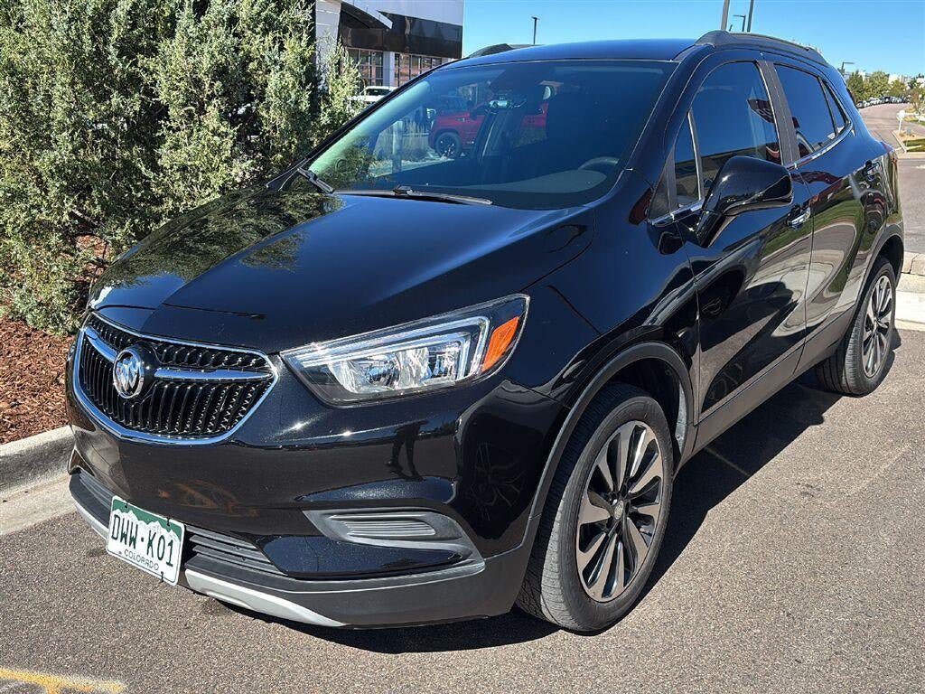 Used 2022 Buick Encore Preferred w/ Safety Package AWD/4WD image 1