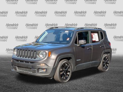 Used 2018 Jeep Renegade Altitude w/ Advanced Technology Group image 5