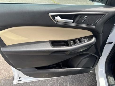 Used 2016 Ford Edge SEL w/ Equipment Group 201A AWD/4WD image 15