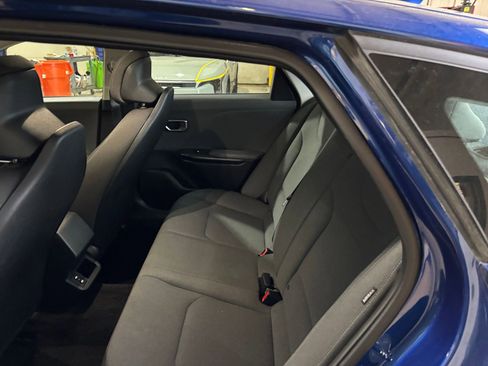 Used 2025 Kia K4 LXS image 25