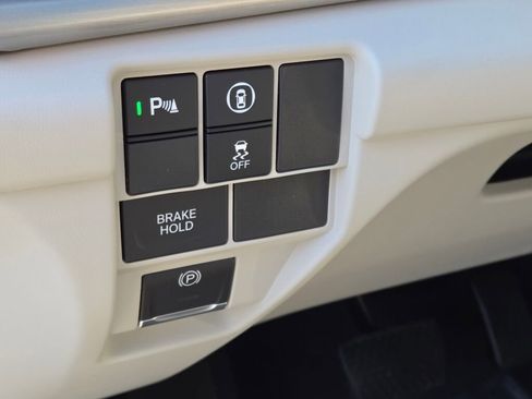 Used 2025 Acura RDX w/ Technology Package image 30