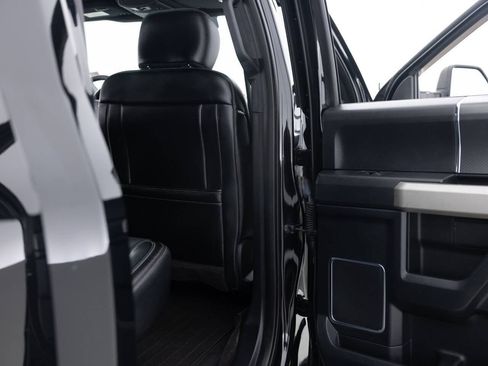 Used 2018 Ford F150 Lariat w/ Equipment Group 502A Luxury image 34