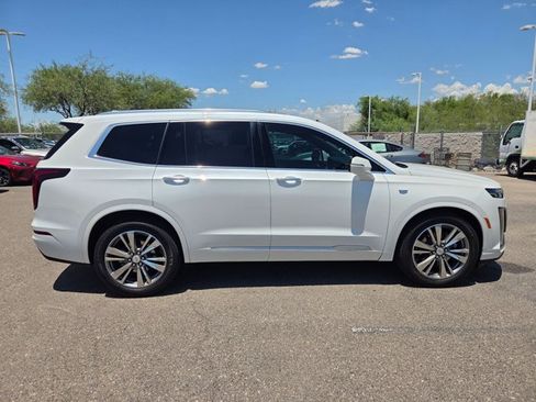 Used 2021 Cadillac XT6 Premium Luxury FWD image 4