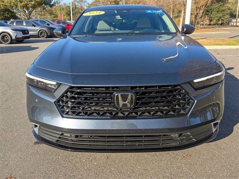 Certified 2023 Honda Accord Touring image 3