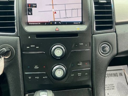 Used 2014 Ford Taurus SEL w/ Equipment Group 201A FWD image 30