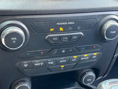 Used 2021 Ford Ranger XL w/ Equipment Group 101A High RWD image 21