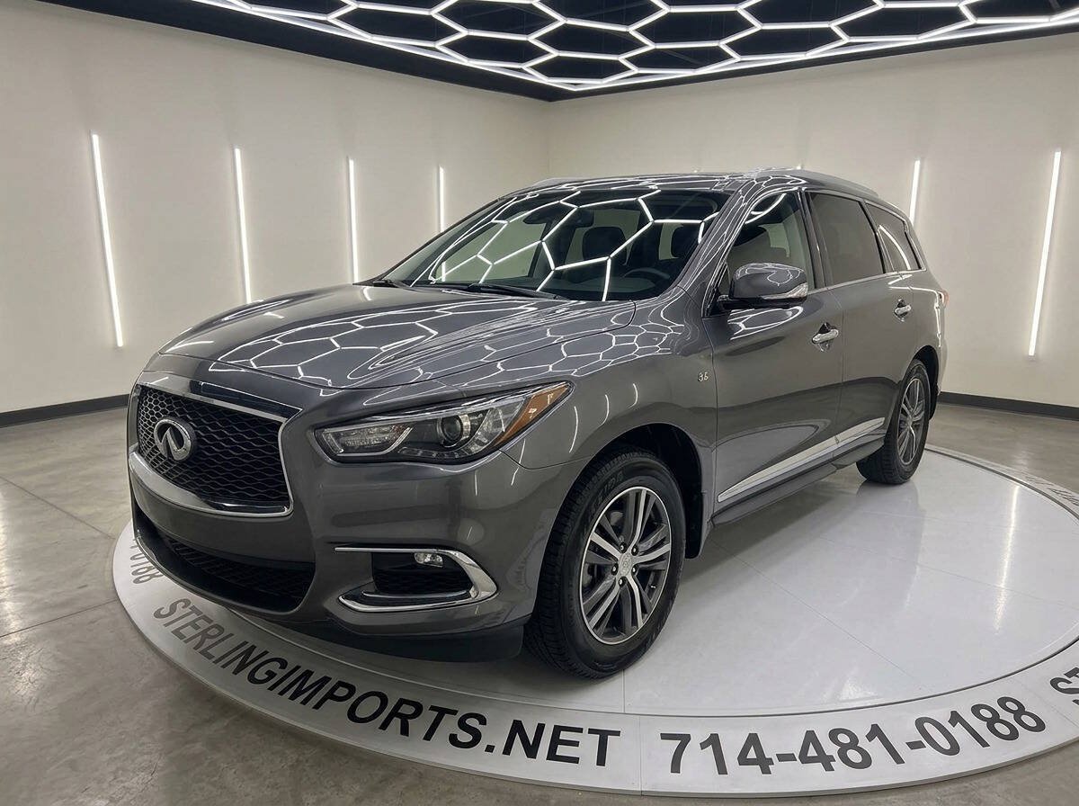 Used 2018 INFINITI QX60 Luxe w/ Premium Plus Package AWD/4WD image 1