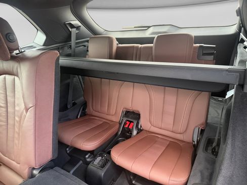 Used 2021 BMW X5 xDrive40i w/ Premium Package image 17