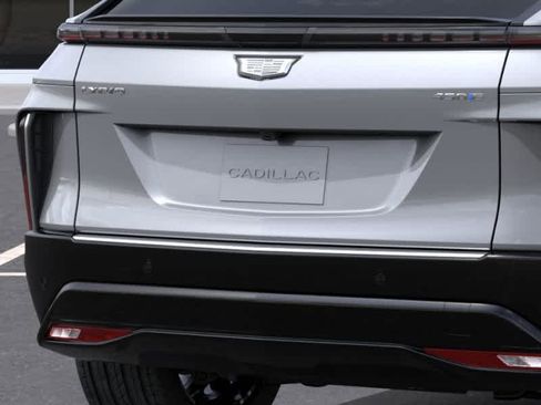 New 2026 Cadillac Lyriq Luxury w/ LPO, Bronce Accent Package RWD image 14