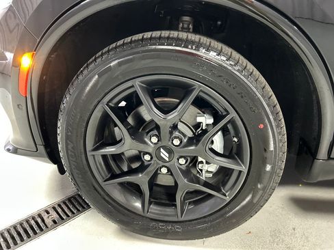 New 2026 Dodge Durango GT image 9
