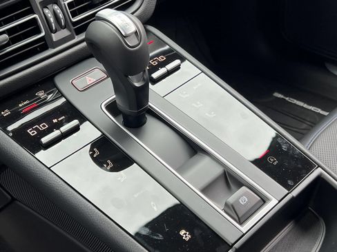 New 2026 Porsche Macan S AWD/4WD image 28