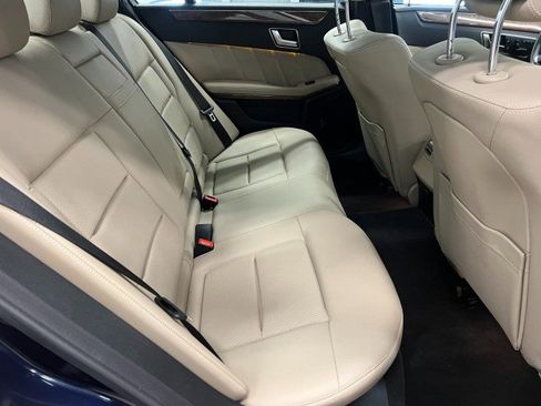 Used 2012 Mercedes-Benz E 350 4MATIC Sedan image 39