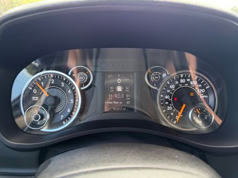 Used 2019 RAM 2500 Tradesman w/ Chrome Appearance Group AWD/4WD image 15