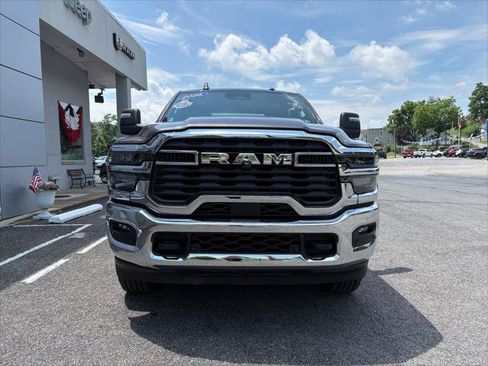 Certified 2026 RAM 2500 Big Horn AWD/4WD image 4