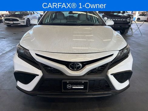 Used 2024 Toyota Camry SE AWD/4WD image 2