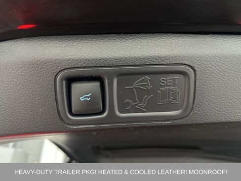 Used 2023 Ford Expedition Max Limited AWD/4WD image 36